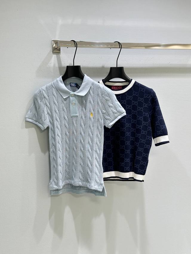 25Ss New Spring And Summer Styles. The Classic Polo Collar Is Paired With Two