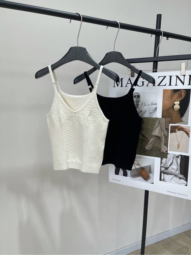 Double C Heavy Woven V-Neck Camisole Fabric: Cotton + Mulberry Silk + Spandex Co