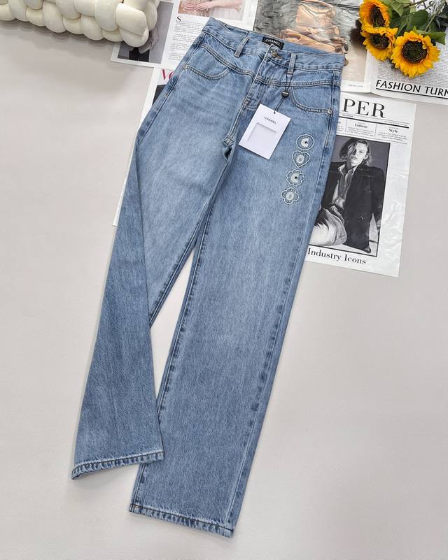 chanel2025 Beach Series Jeans An Innovative Interpretation Of Classic Element