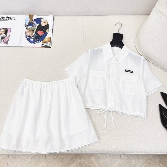 Hot Sale Miu 25Ss Spring And Summer Latest Age-Reducing Suit With Small Logo Sho