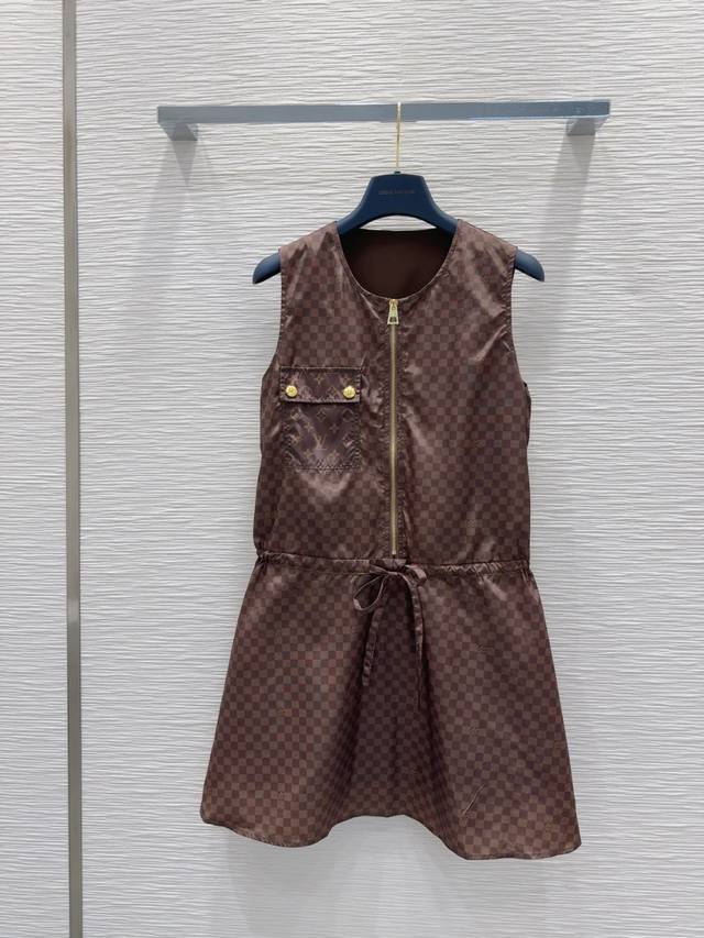 louis Vuitto*2025Ss New Vest Skirt Is Fashionable, Low-Key, Elegant And Luxur