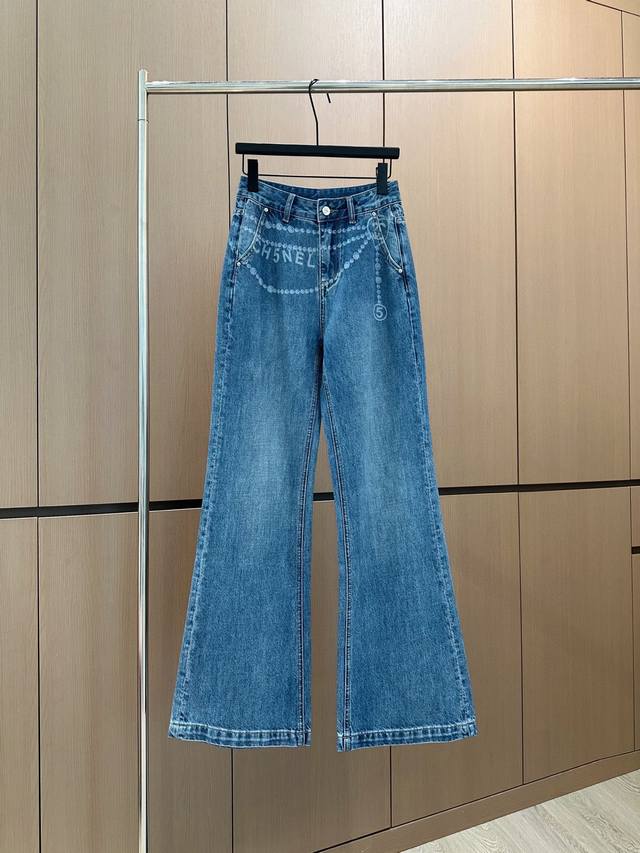 Hot Item In Stock Original Quality Chane* Goddess Style Flared Jeans This Pair O