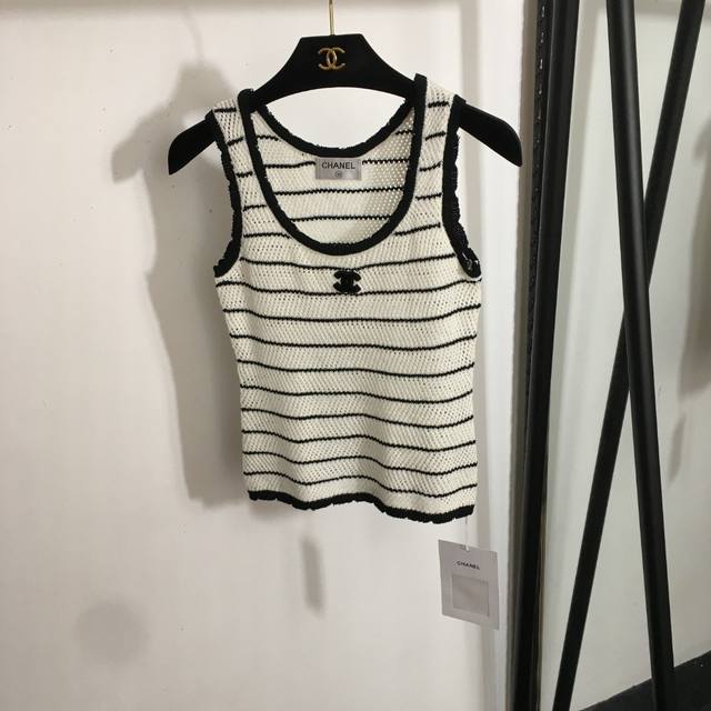Style No. 20253051 Chane* New Flocked Logo Striped Hollow Knitted Vest Off-White