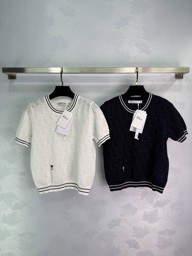 dio*Knitted Round Neck Short Sleeves Classic Design Soft And Comfortable Fabr