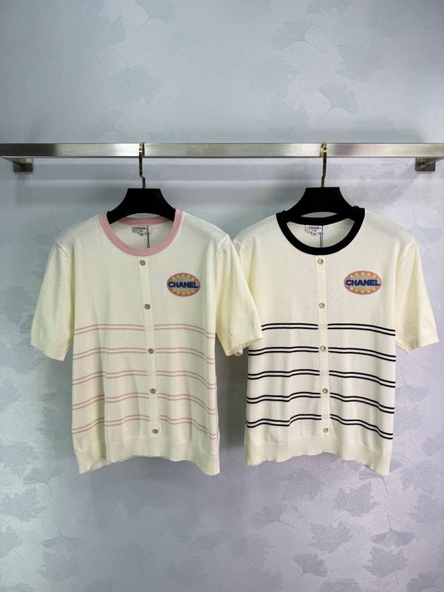 chane*Short-Sleeved Tops Are A Must-Have For Summer. Classic Embroidered Logo