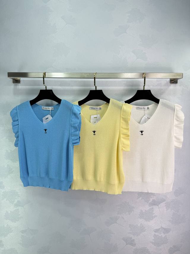 dio* Bee Embroidery V-Neck Knitted Vest In Three Colors: White, Yellow And Bl