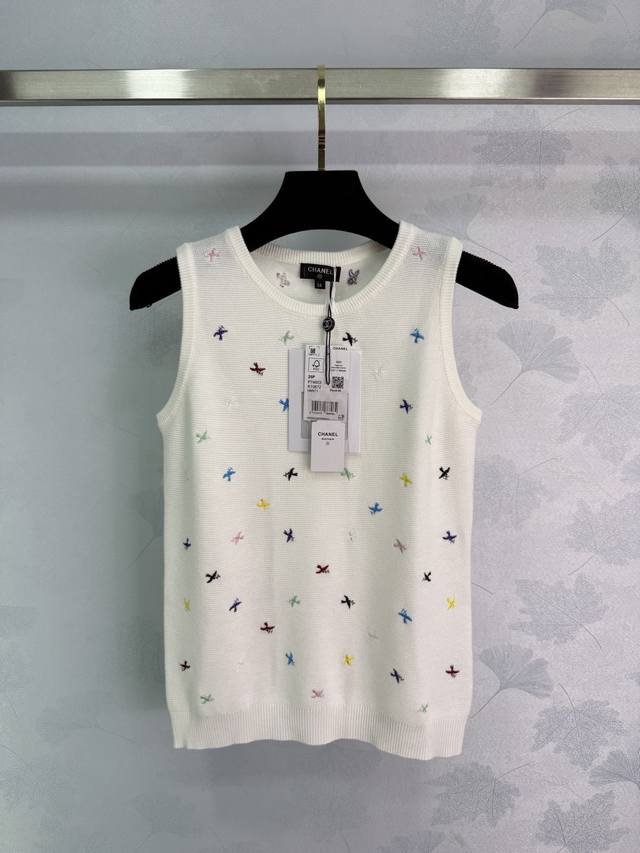 chane*2025 New Arrivals Embroidered Colorful Swallows With Double C Knitted V