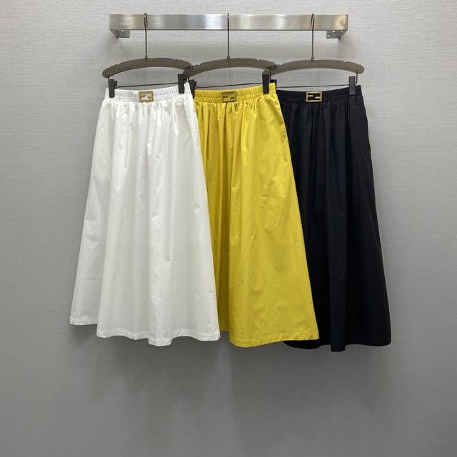 fe*25Ss Temperament High Waist Metal Buckle Embellishment Long Skirt High-Gra