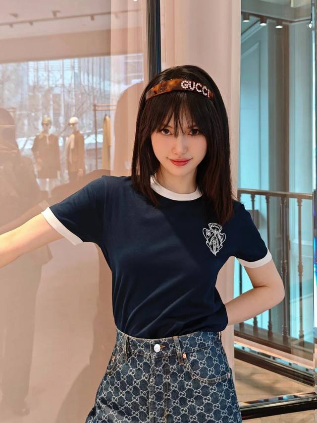 gucc* 25Ss New Spring And Summer Stitching Thread Round Neck Short-Sleeved T-