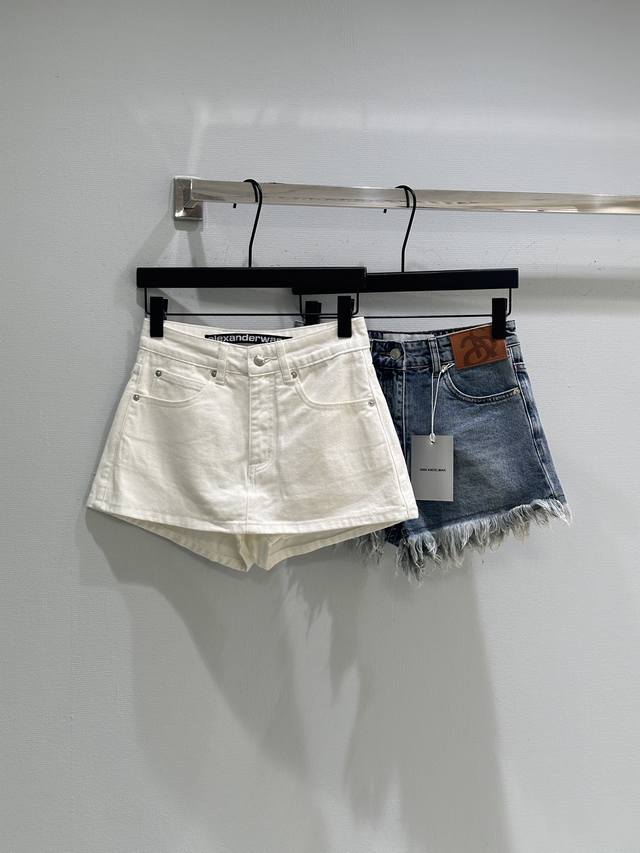 25Ss New Summer Styles, Simple Styles And Colors, High-Waisted Denim Shorts S