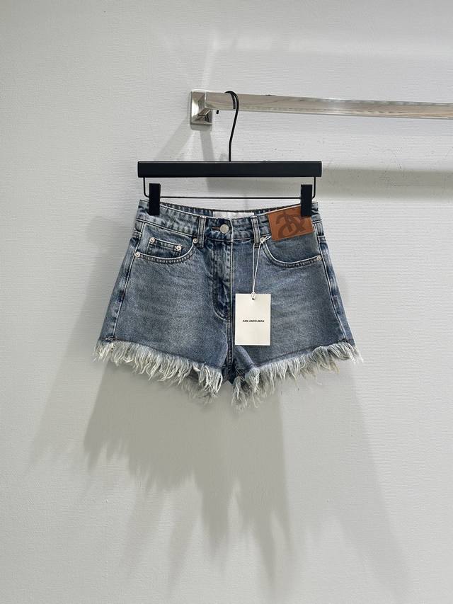 25Ss New Summer Style High-Waisted Style Cleverly Modifies The Waistline And
