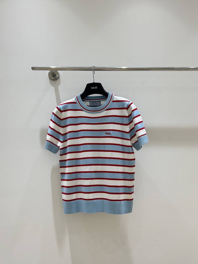 New Arrival Prada Short-Sleeved T-Shirt Classic Striped Contrasting Color Design