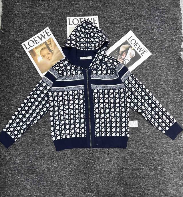 Dior Dior Double-Sided Charm One Garment With Two Sides, Change The Style As You