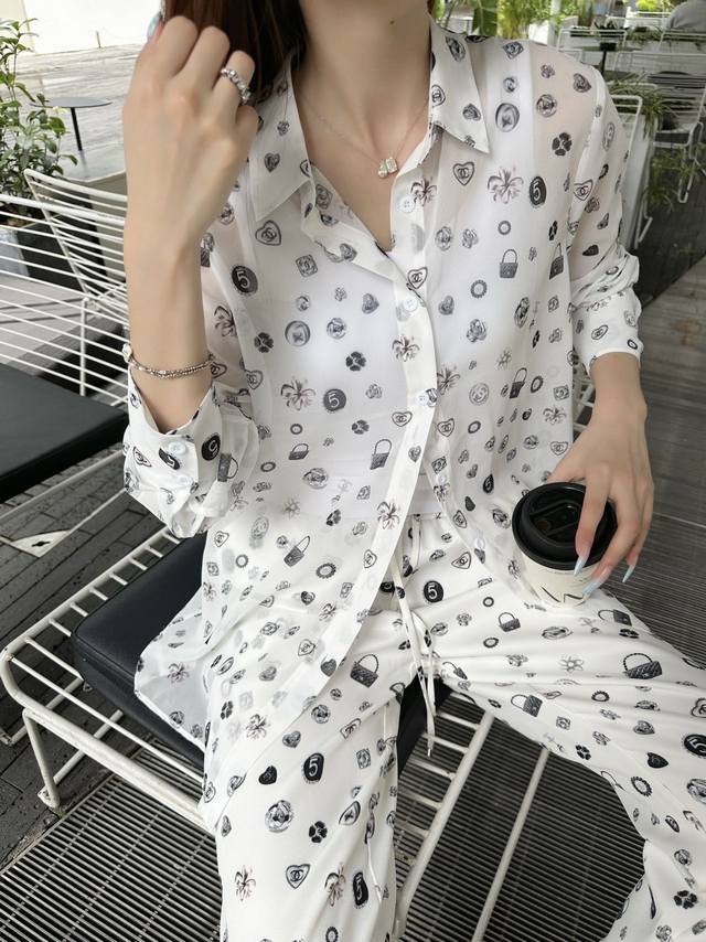 Original Cha.....2025 Summer New Fashion Print Lapel Shirt Custom Imported Silk