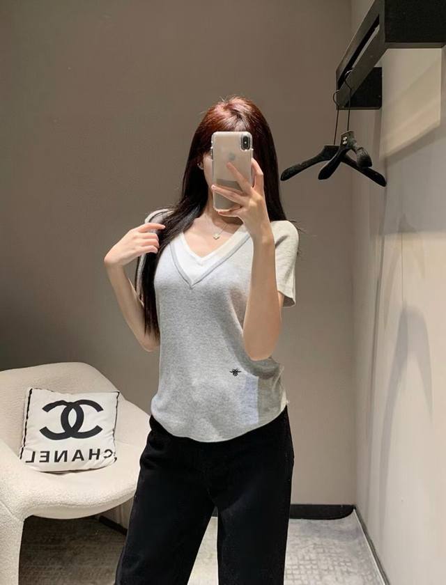 Original Dd......2025 Summer New Fake Two-Piece V-Neck Color-Blocking Knitted To