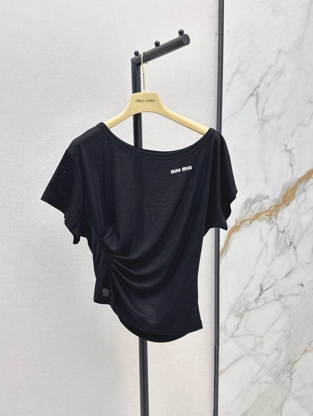 miu 25Ss The Latest Spring And Summer Style, One-Shoulder Letter Pullover Top