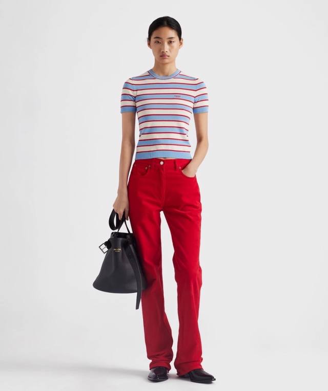 Pujia Striped Letter Badge Short-Sleeved Model Picture