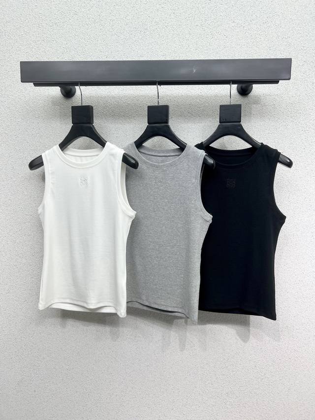 Loewe Vest Top Is Fashionable, Low-Key, Elegant And Luxurious. High-End Style Is