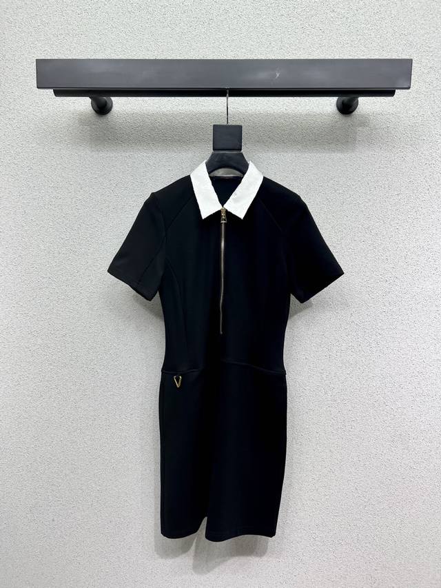 l Home Lapel Short-Sleeved Dress Contrasting Color Zipper Design Creates A Wa