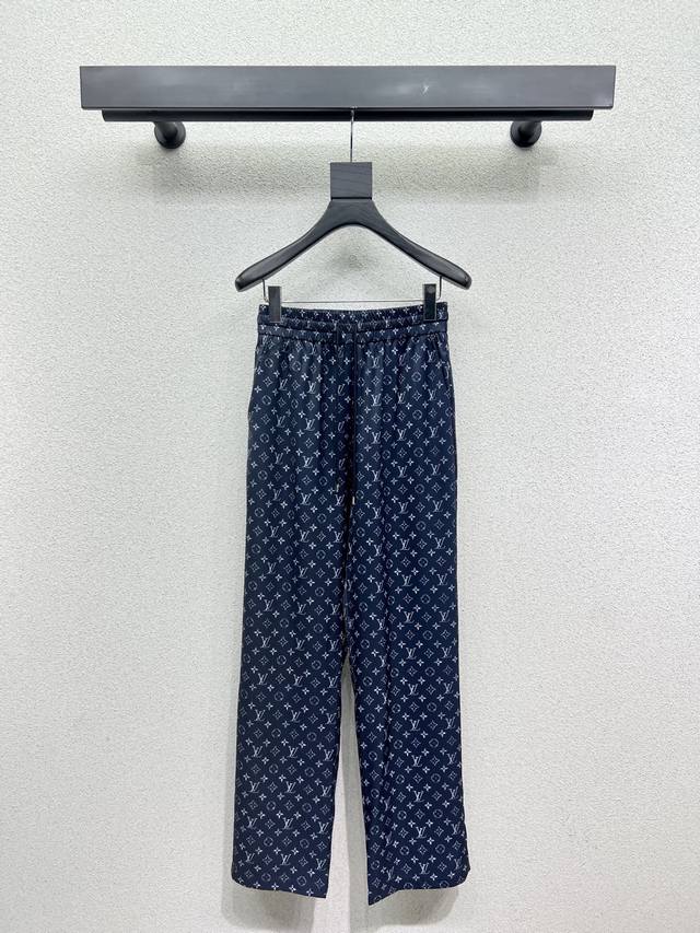 l Old Flower Casual Trousers Classic Style With Delicate Texture And Soft Glu