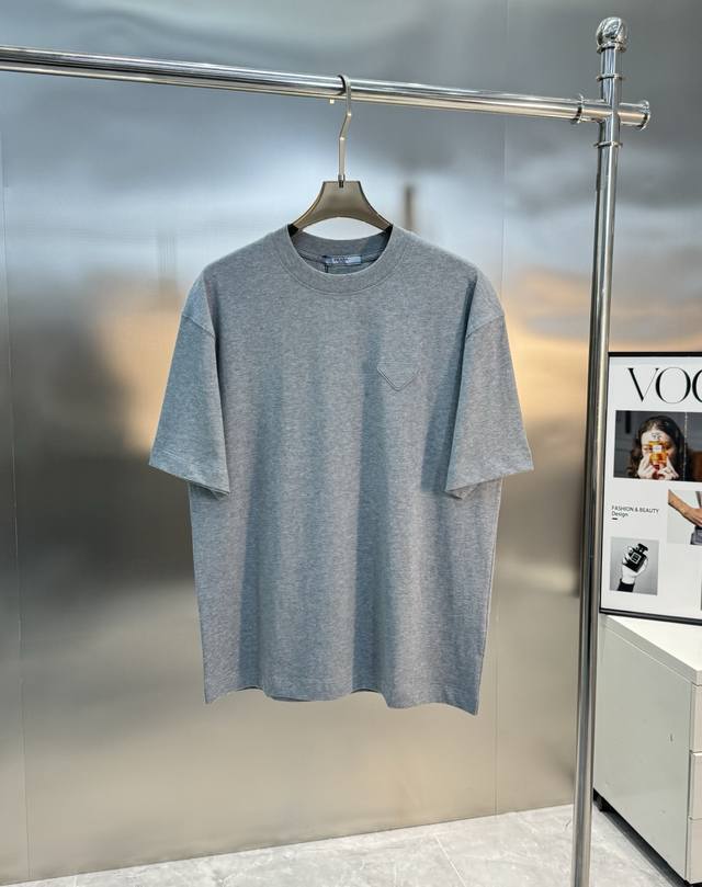 prad* Prada 25S New T-Shirt. Unisex. Basic Style Recommended. Classic Inverte