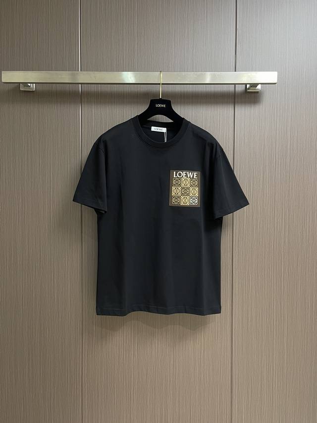 loewe 2025Ss Pocket Embossed Logo Short-Sleeved T-Shirt Is Made Of G Combed C