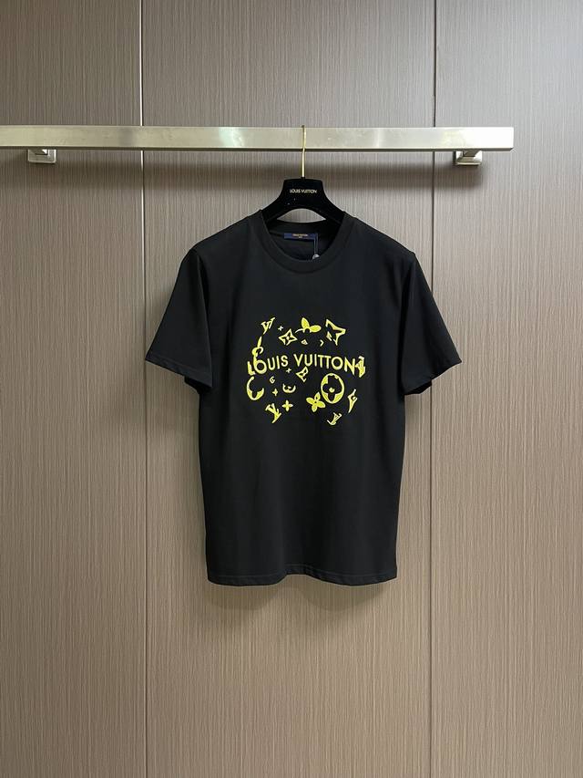 lv 2025Ss New Embroidered Logo Crewneck T-Shirt Made From Organic Cotton Embo