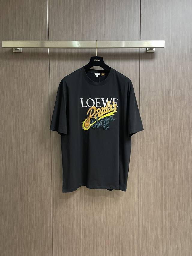 loewe Summer Series Holiday Embroidered Short-Sleeved T-Shirt. Made Of G Ligh
