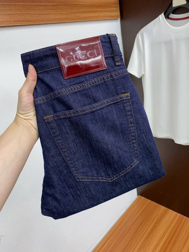 Gucci 25Ss New Spring And Summer Men's Small Straight Original Jeans New Autumn