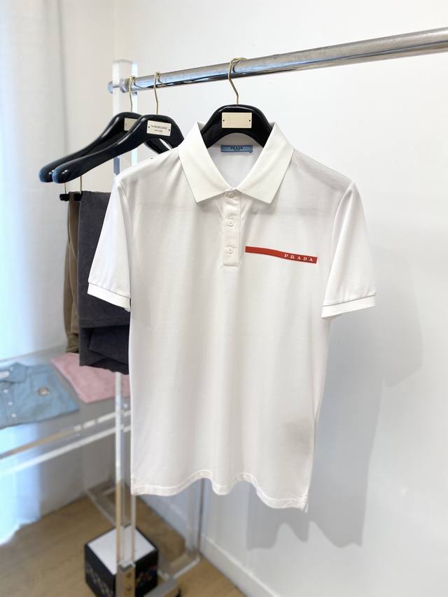 Prada's Latest Short-Sleeved T-Shirt For 2025 Is Handsome And Fashionable. The T