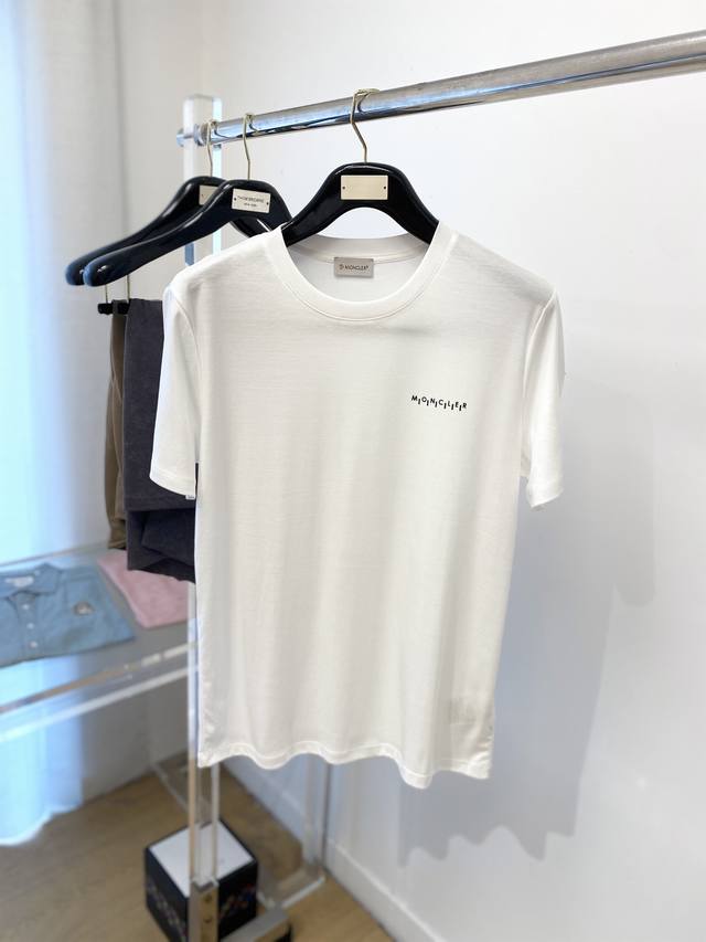 Moncler 2025 Latest Short-Sleeved T-Shirt, Handsome And Fashionable, Top-Grade P