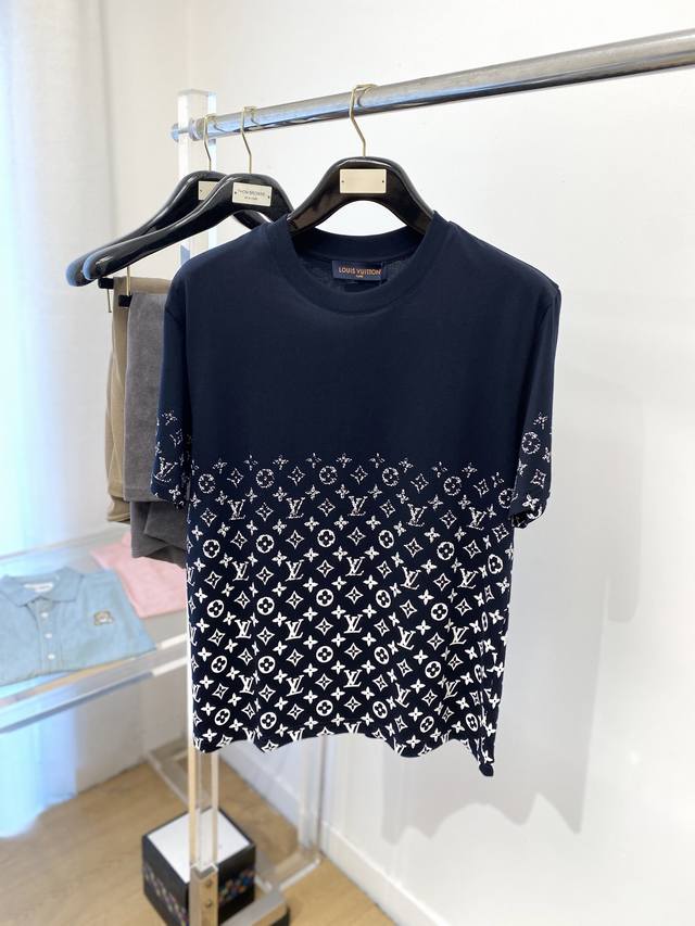 Louis Vuitton 2025 Latest Short-Sleeved T-Shirt, Handsome And Fashionable, Digit