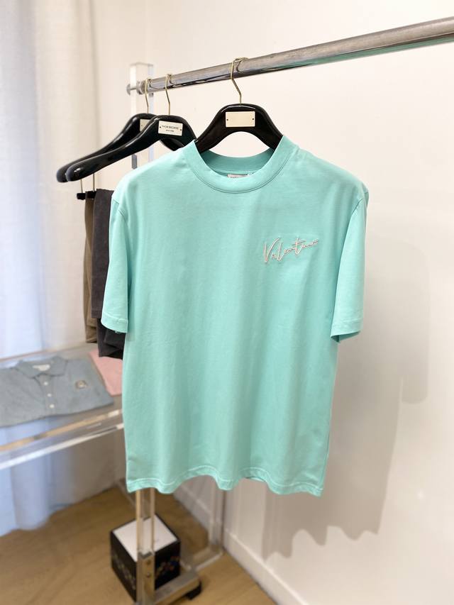 Valentino 2025 Latest Short-Sleeved T-Shirt, Handsome And Fashionable, Exquisite