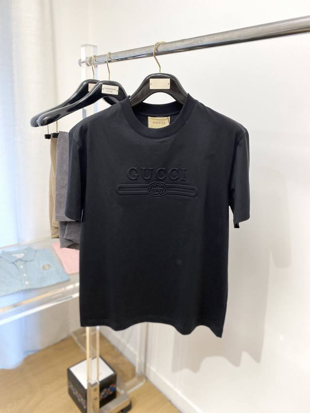 Gucci's Latest Short-Sleeved T-Shirt For 2025. Handsome And Fashionable. Concave