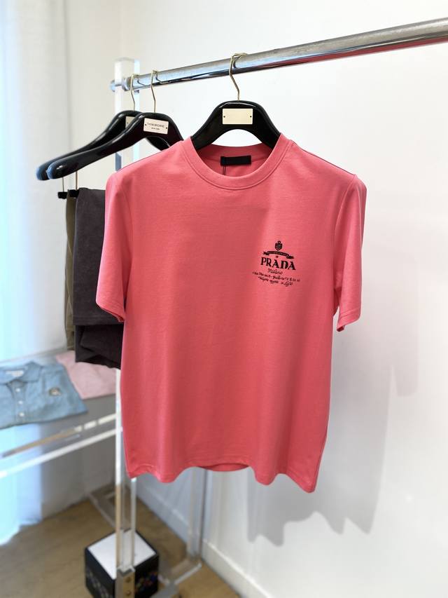 Prada 2025 Latest Short-Sleeved T-Shirt, Handsome And Fashionable, Top-Notch Pri