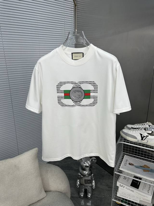 gucci 2025Ss Latest Spring And Summer Short-Sleeved T-Shirt Is Out. 2025 New