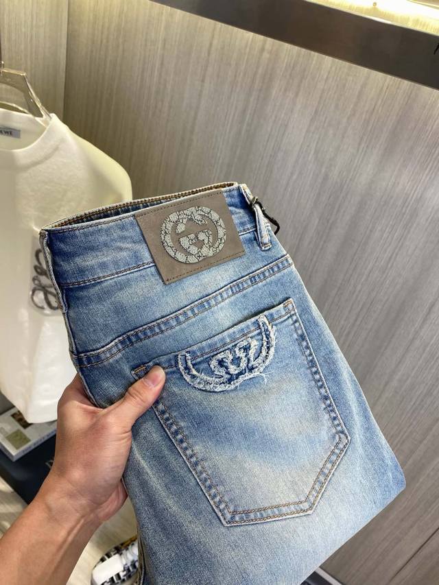 gucci 2025Ss Spring And Summer New Men's Jeans. Selected Imported Denim Denim