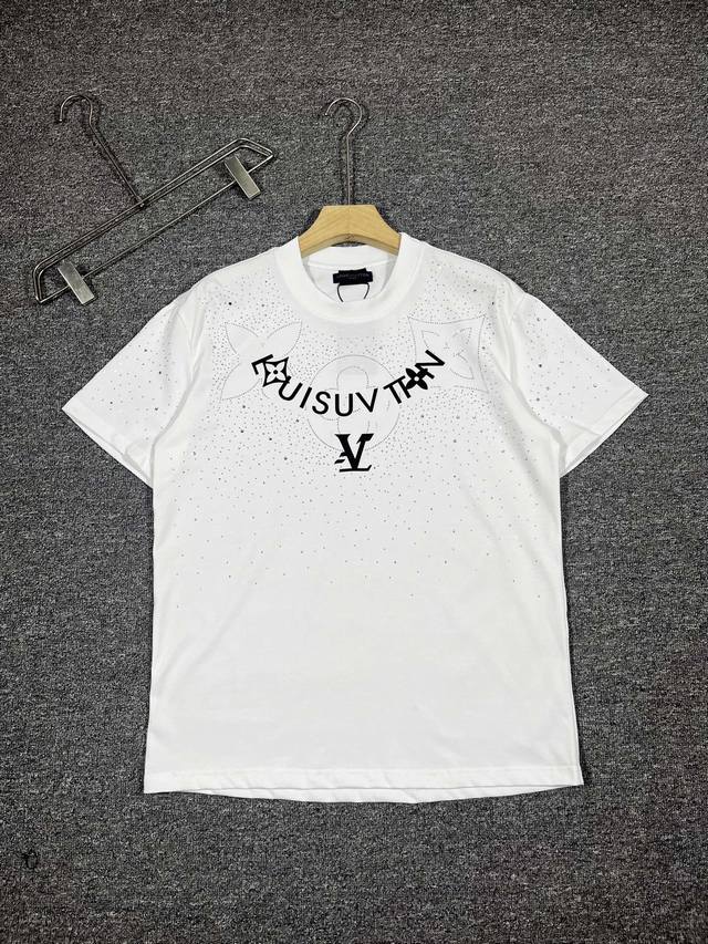 lv2025 Spring And Summer Series H8035 1. Color Black White 2. Size M-3Xl 3. V