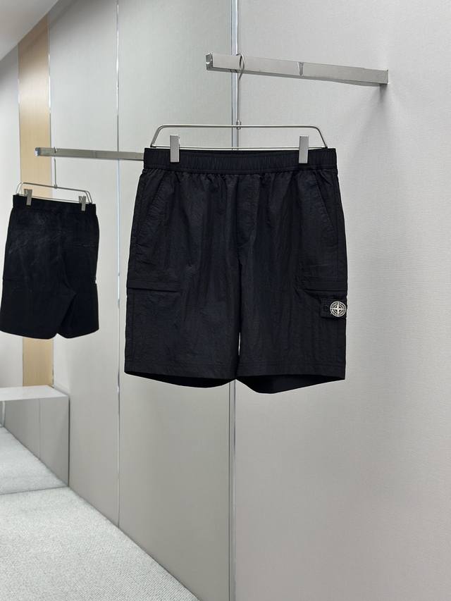 stone Island 25Ss Logo Shorts The Fabric Is Made Of Custom Woven Fabric. It I