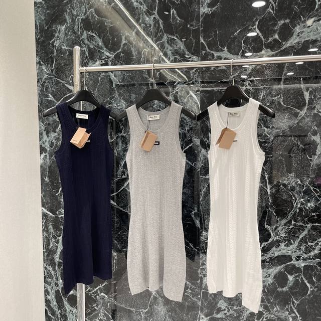 miu 25 New Summer Micro-Logo Knitted Vest Dress With Letter Logo Decoration O