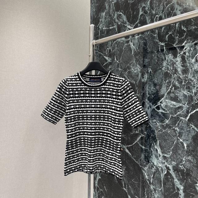 Louis 25 New Summer Jacquard Knitted Short Sleeves With Contrasting Circle Jacqu