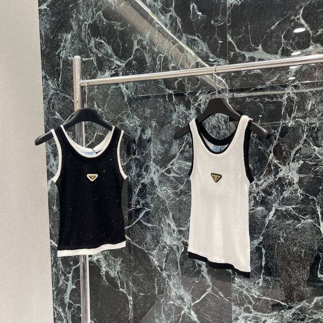 25 Summer New Style Sequined Knitted Vest With Sequins Embellishment Eye-Catc