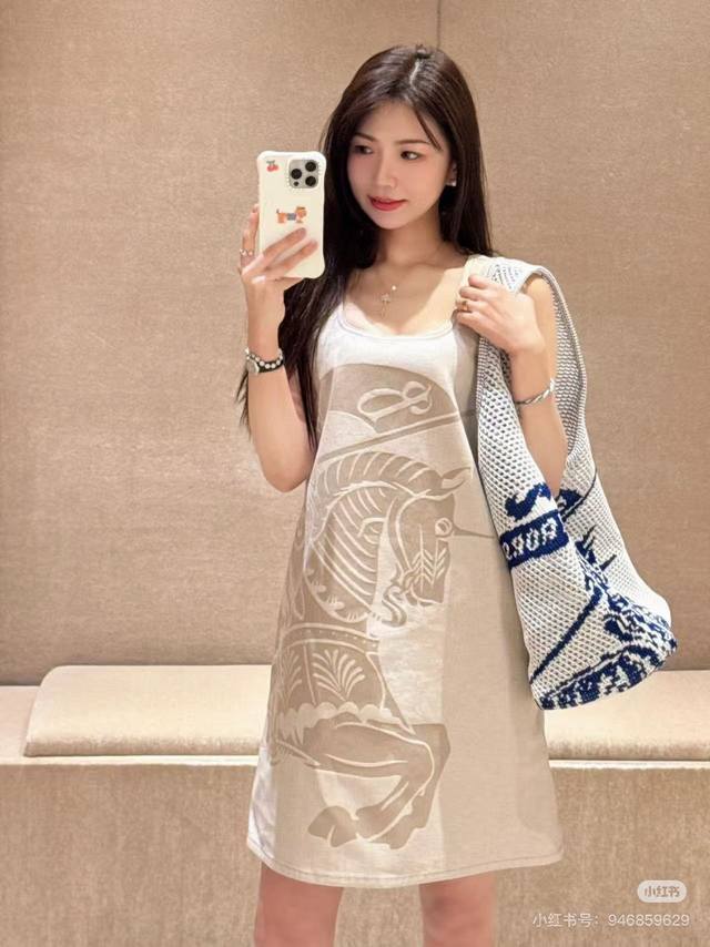 Style No. D25052413 Burberr* New B Classic Knight Horse Pattern Print A-Line Sle