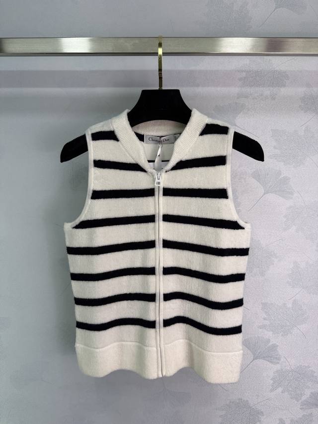 dio* Striped Sleeveless Knitted Vest In Black And White, Fashionable And Cool
