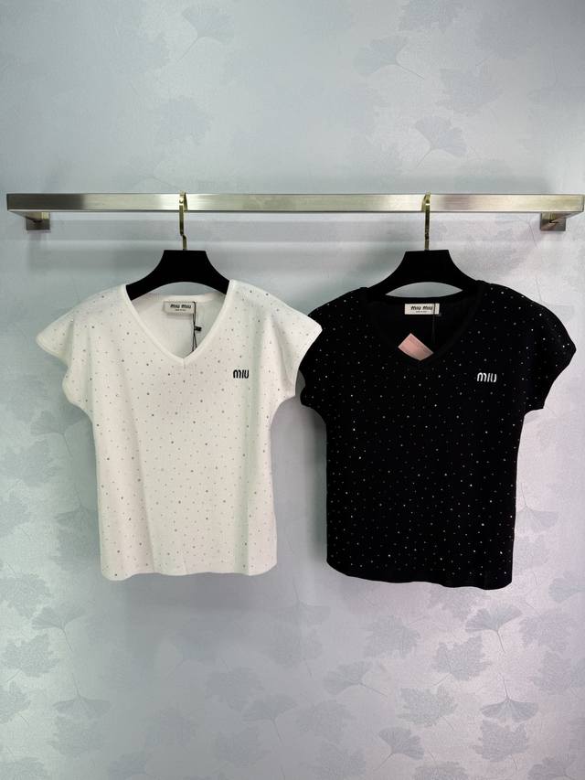 miu Mi*V-Neck Short-Sleeved Knitted Top Is Available In Black And White. The