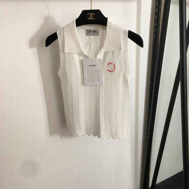 Style No. 20253187 Chane* New Sequin Logo Lapel Knitted Vest White Pink Yellow B