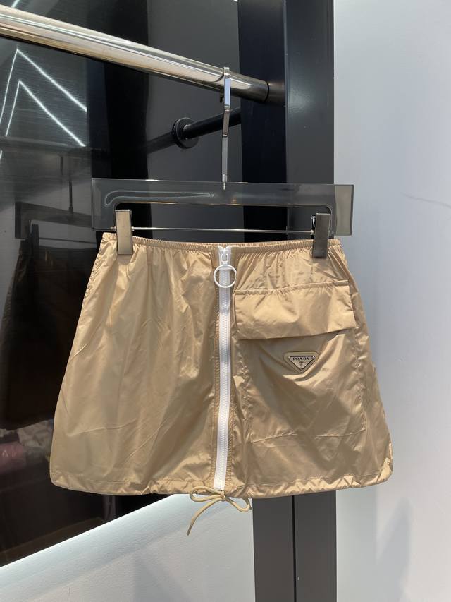 prada Hot-Selling Spot 25 Spring And Summer New Sun Protection Clothing Suit