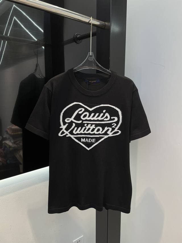 lv* 25 New Embroidered Short-Sleeved T-Shirt Exquisite Short Version Makes Yo
