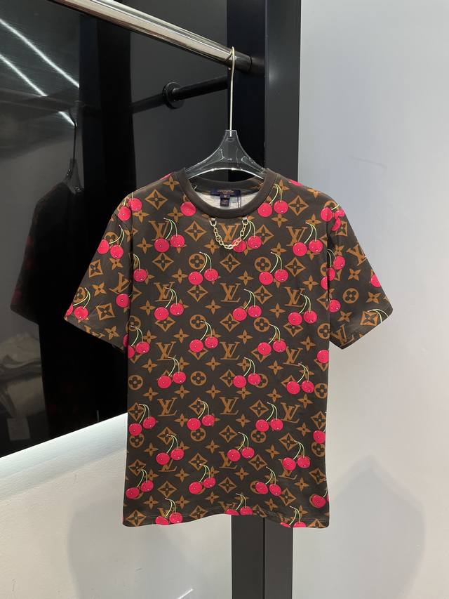lv* 25 New Embroidered Short-Sleeved T-Shirt Exquisite Short Version, Very Sl