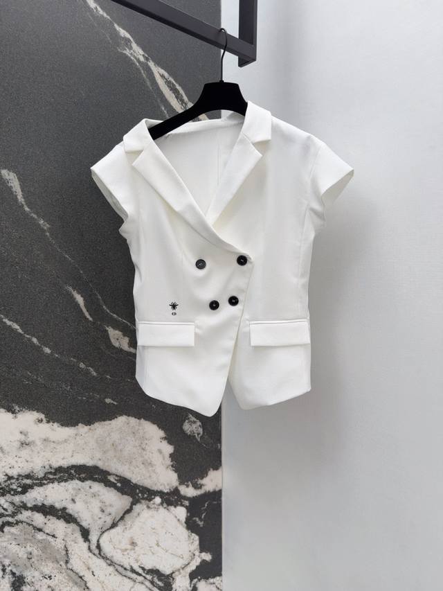 cd 25Ss New Arrival For Spring And Summer. Oblique Shoulder Design. Lapel Sma